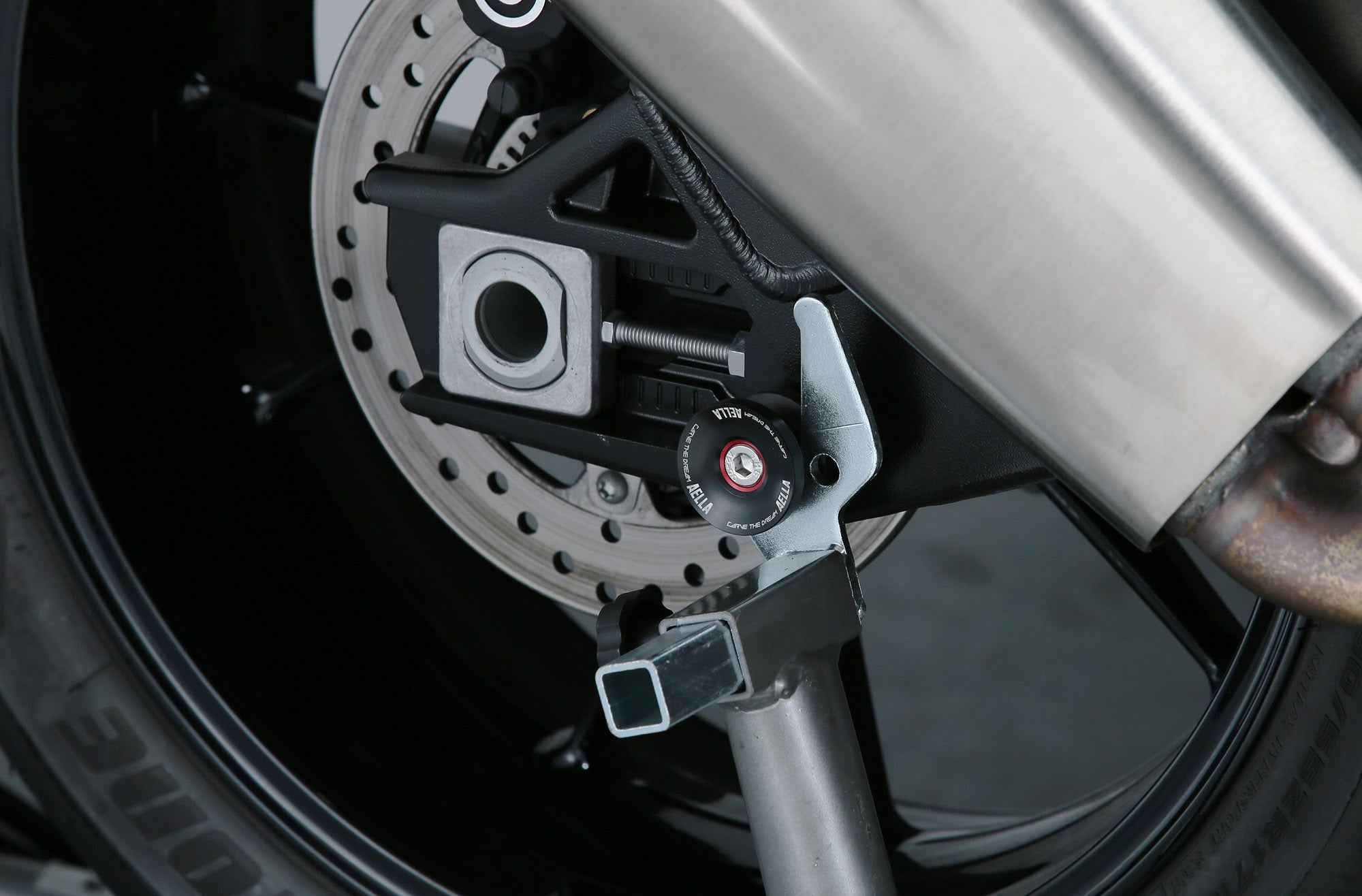 AELLA Rear Stand Spools M8