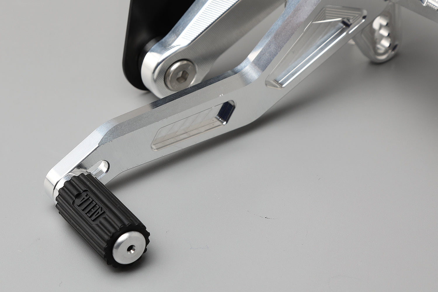 AELLA Rearsets for Suzuki Hayabusa