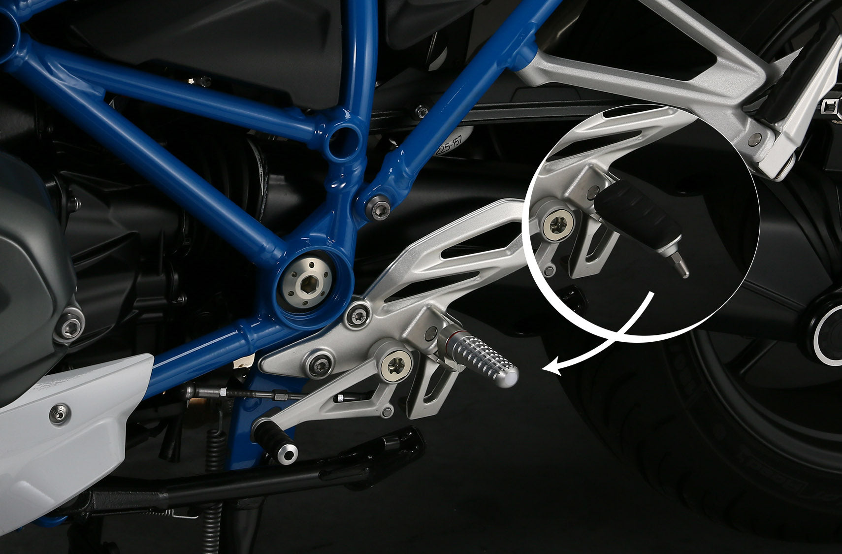 AELLA Rider Footpegs for BMW R1200R / RS LC (15-), R1250R / RS