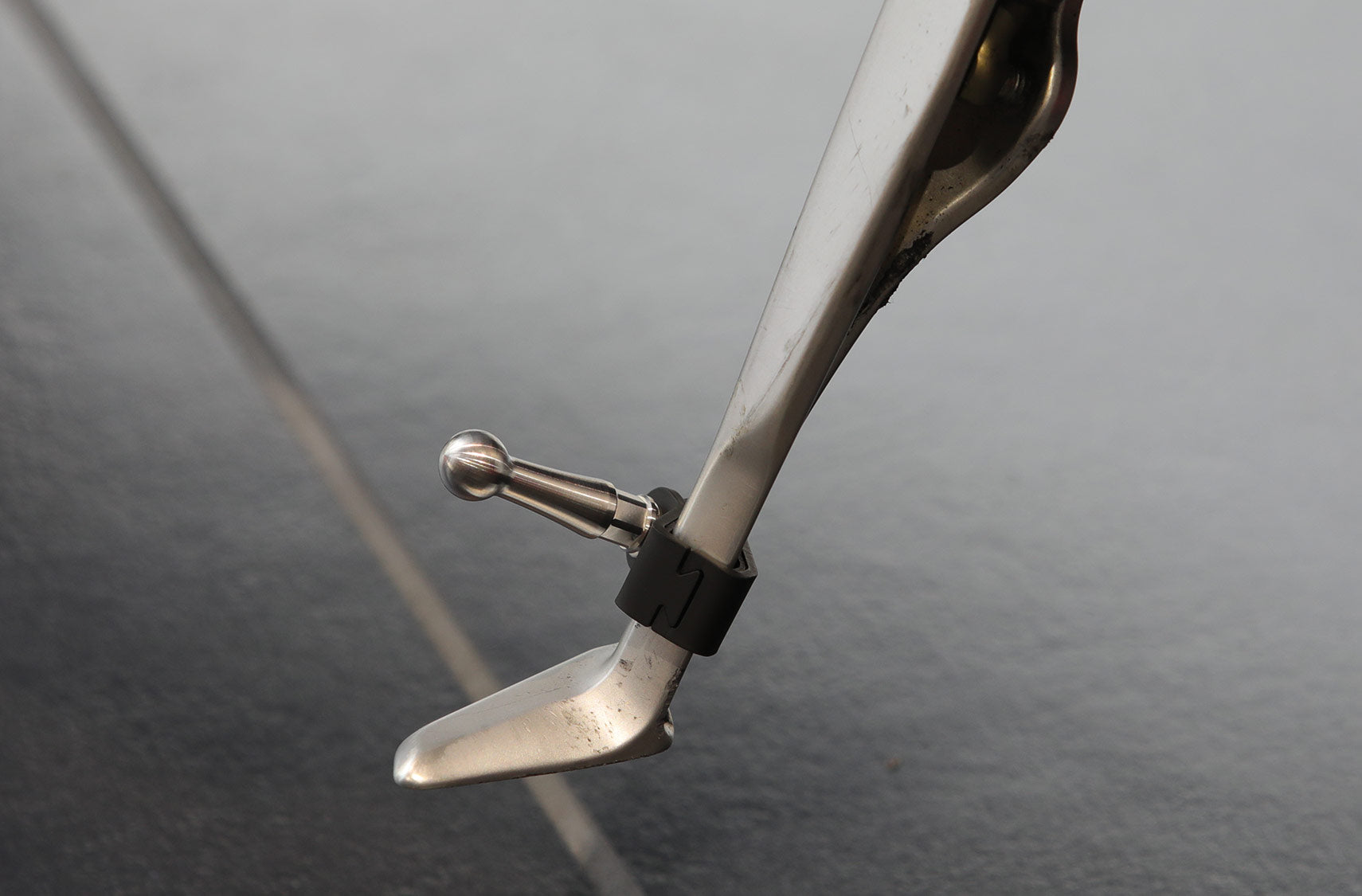 AELLA Sidestand Assist Hook for Ducati Panigale V2