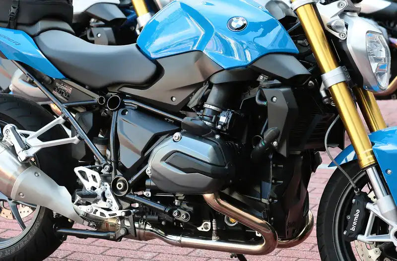 AELLA Rearsets for BMW R1200R / RS LC (15-)