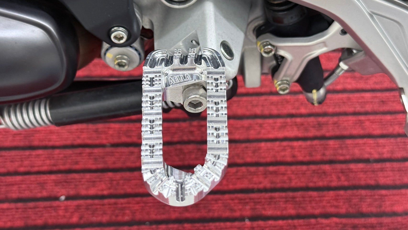 AELLA Adjustable Footpegs Kit for Ducati Multistrada V4