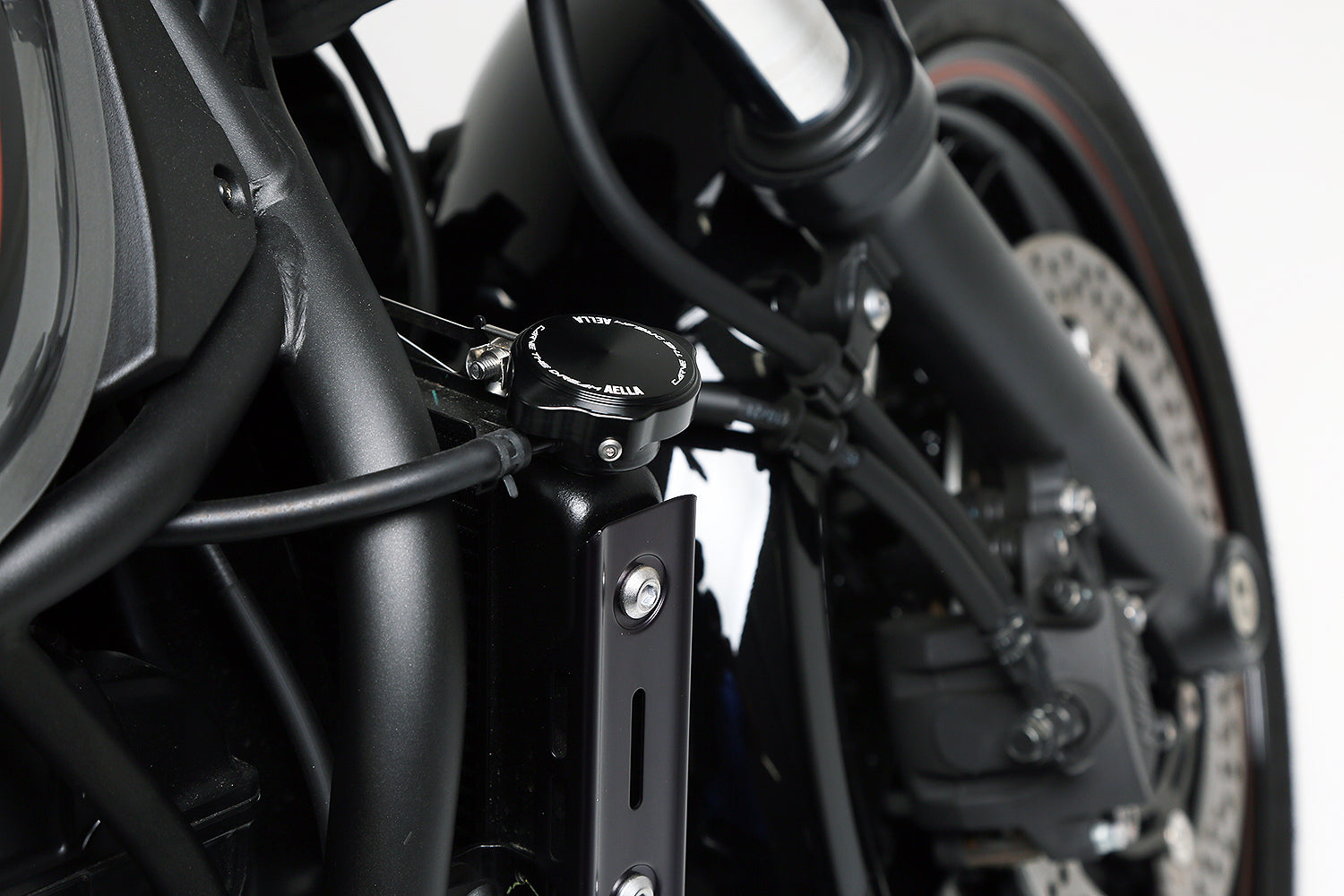 AELLA Radiator Cap Cover for Kawasaki Z650RS / Z900RS (MY21+)