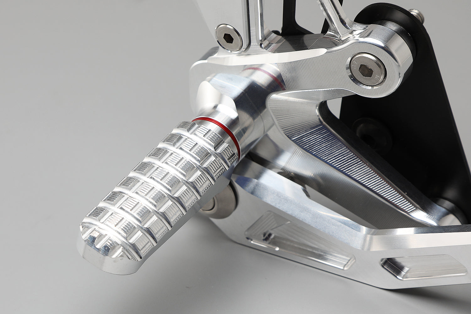 AELLA Rearsets for Suzuki Hayabusa