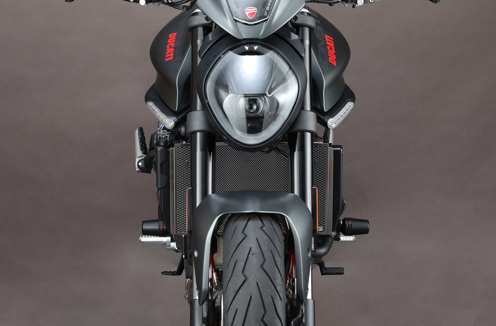 AELLA Engine Sliders for Ducati Monster (21+)