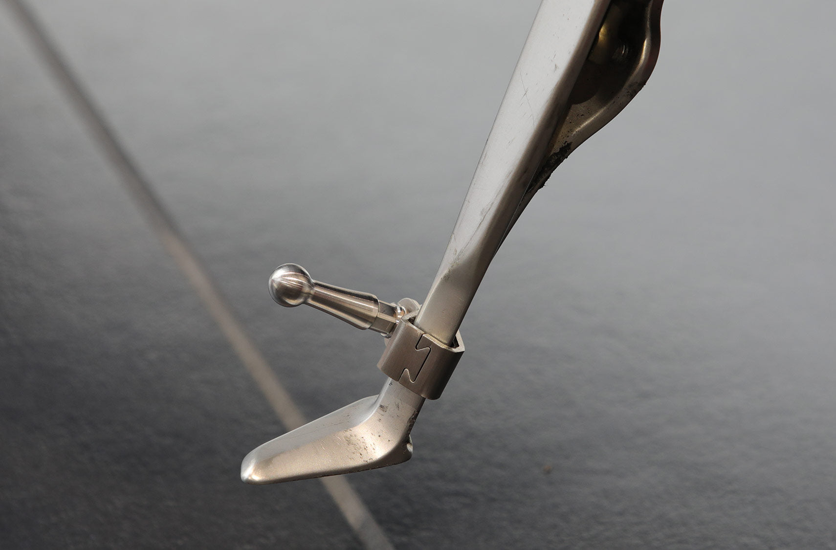 AELLA Sidestand Assist Hook for Ducati Panigale V2
