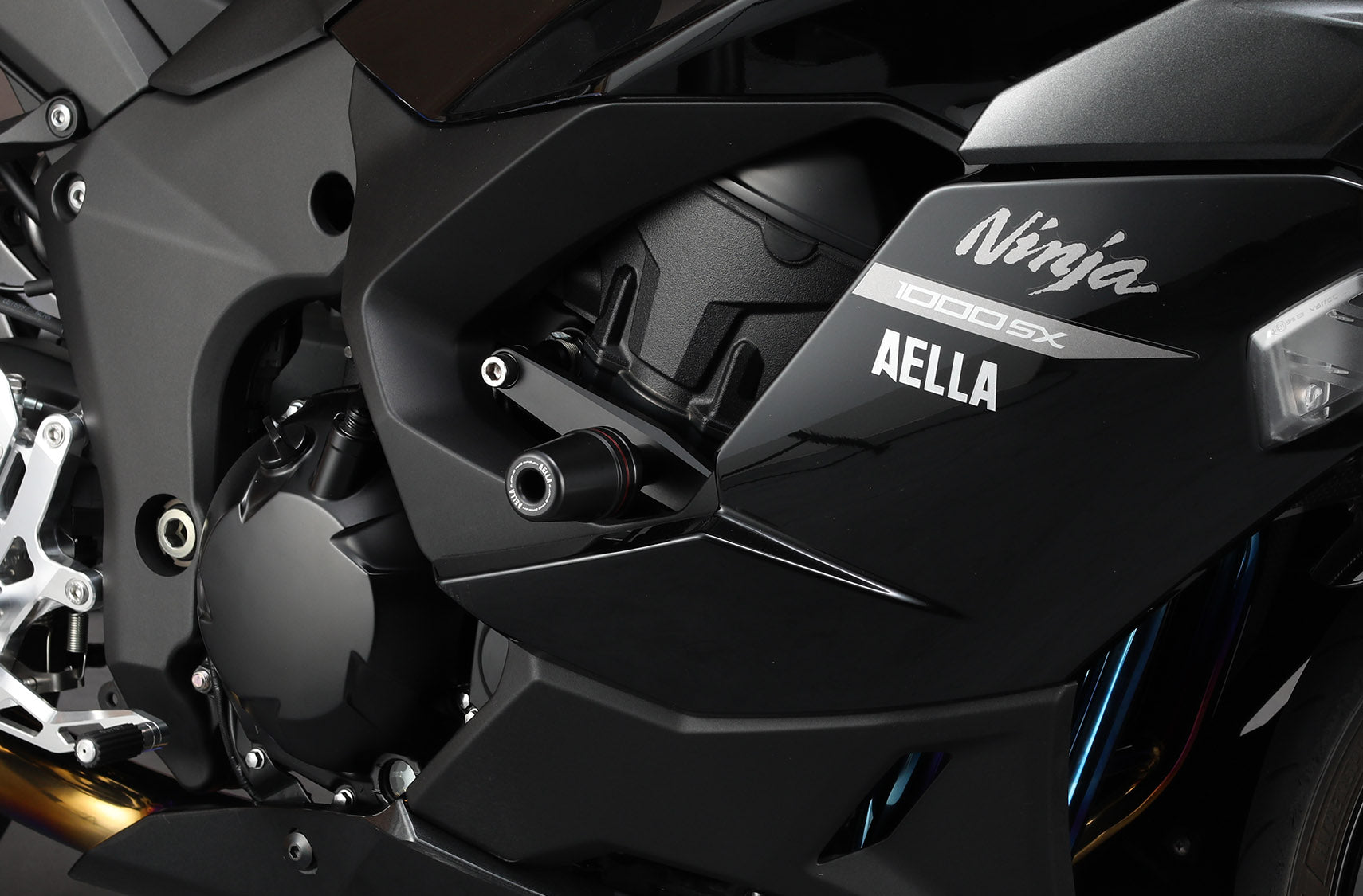 AELLA Frame Sliders for Kawasaki Z1000SX